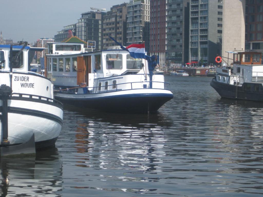 Passengership Avanti Amsterdam Exterior photo